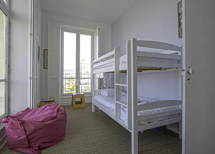 Panoramic Mulberry Beach Plendid Family Apartment
